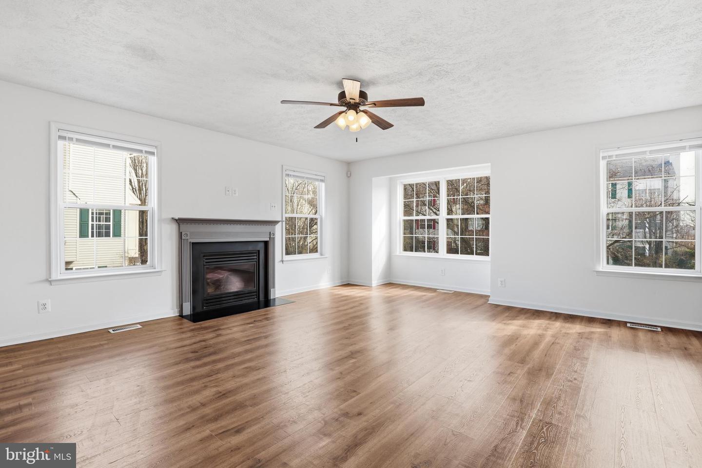 522 CLINT LN, FREDERICKSBURG, Virginia 22405, 3 Bedrooms Bedrooms, ,3 BathroomsBathrooms,Residential,For sale,522 CLINT LN,VAST2046340 MLS # VAST2046340