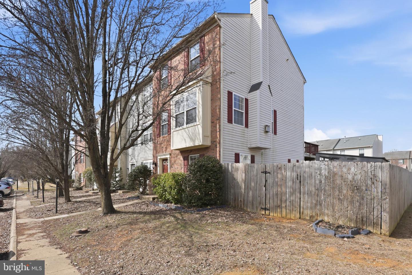 522 CLINT LN, FREDERICKSBURG, Virginia 22405, 3 Bedrooms Bedrooms, ,3 BathroomsBathrooms,Residential,For sale,522 CLINT LN,VAST2046340 MLS # VAST2046340