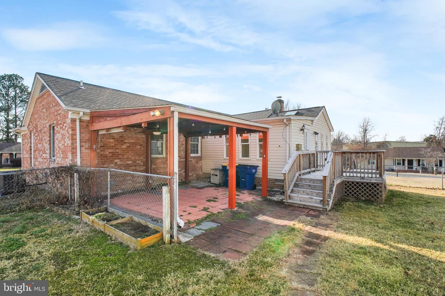 2 JUNIPER CT, FREDERICKSBURG, Virginia 22408, 3 Bedrooms Bedrooms, ,2 BathroomsBathrooms,Residential,For sale,2 JUNIPER CT,VASP2039438 MLS # VASP2039438