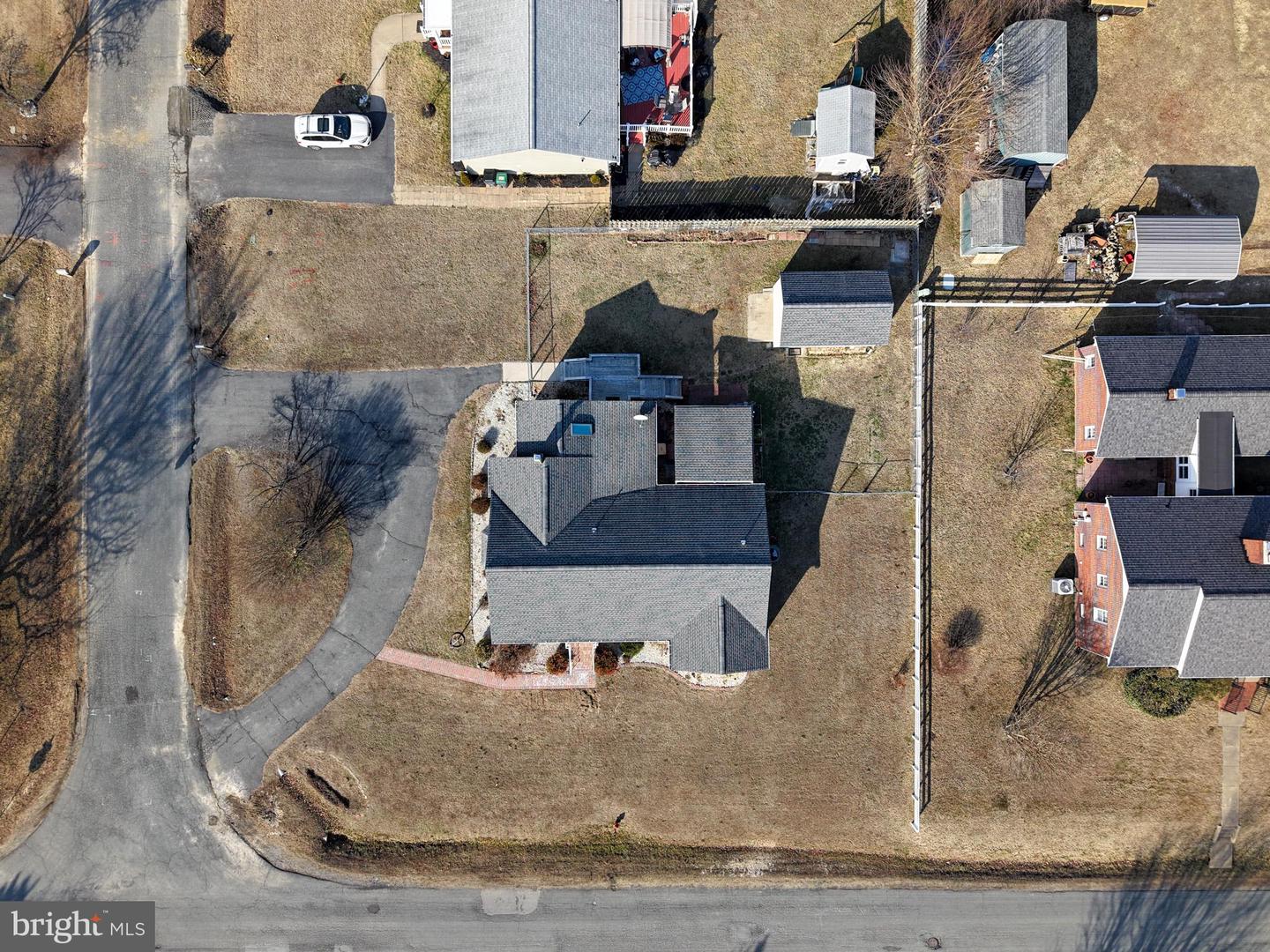 2 JUNIPER CT, FREDERICKSBURG, Virginia 22408, 3 Bedrooms Bedrooms, ,2 BathroomsBathrooms,Residential,For sale,2 JUNIPER CT,VASP2039438 MLS # VASP2039438