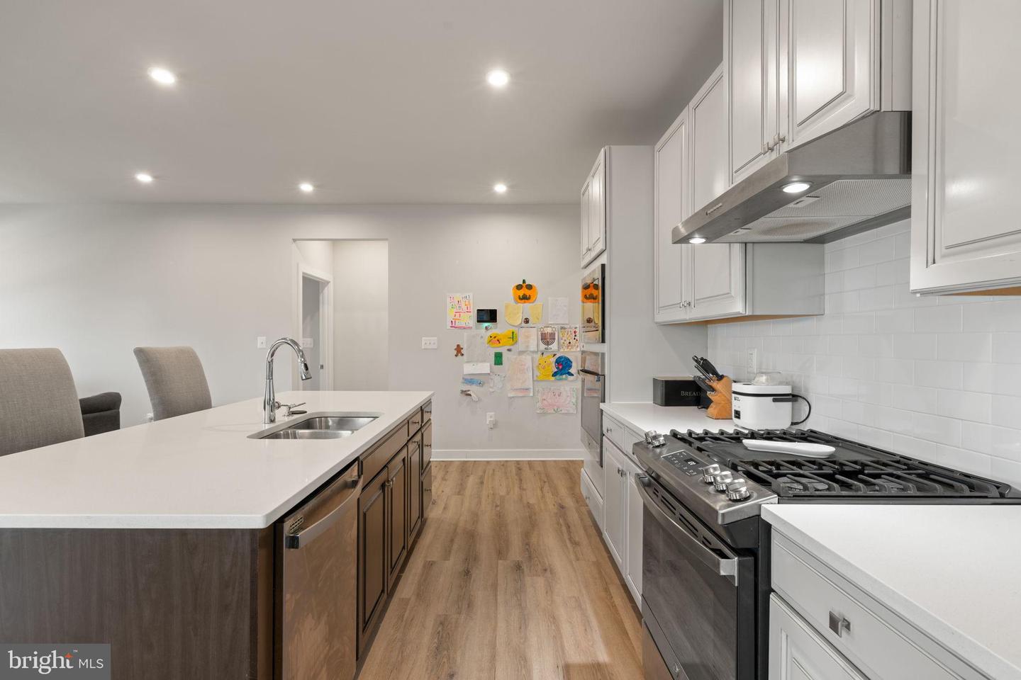 1601 RAMPART DR, FREDERICKSBURG, Virginia 22401, 4 Bedrooms Bedrooms, 12 Rooms Rooms,3 BathroomsBathrooms,Residential,For sale,1601 RAMPART DR,VAFB2009696 MLS # VAFB2009696