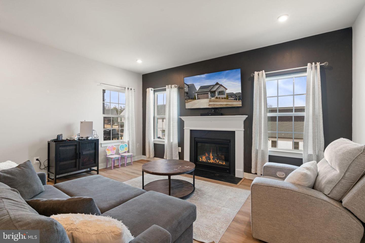 1601 RAMPART DR, FREDERICKSBURG, Virginia 22401, 4 Bedrooms Bedrooms, 12 Rooms Rooms,3 BathroomsBathrooms,Residential,For sale,1601 RAMPART DR,VAFB2009696 MLS # VAFB2009696