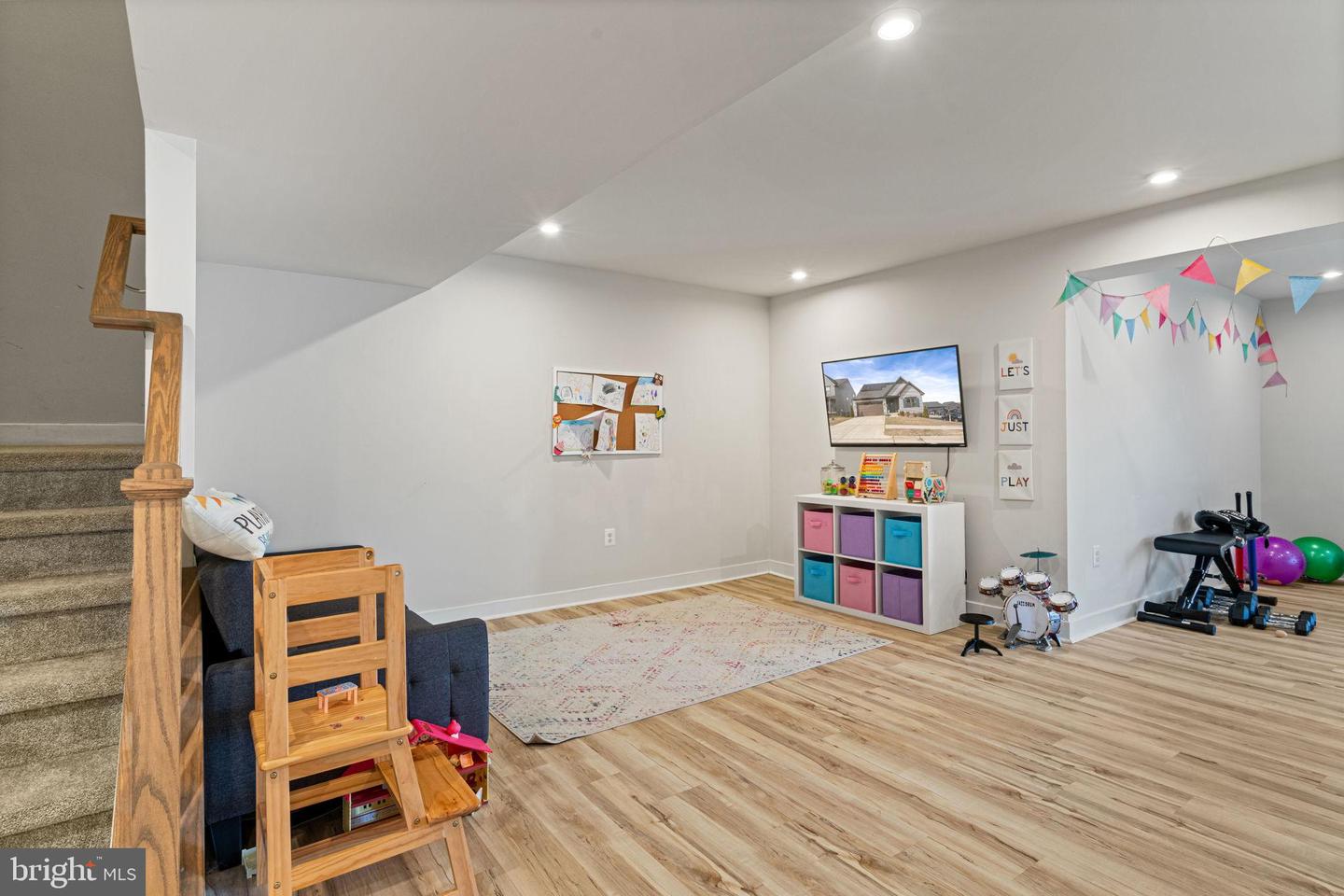 1601 RAMPART DR, FREDERICKSBURG, Virginia 22401, 4 Bedrooms Bedrooms, 12 Rooms Rooms,3 BathroomsBathrooms,Residential,For sale,1601 RAMPART DR,VAFB2009696 MLS # VAFB2009696