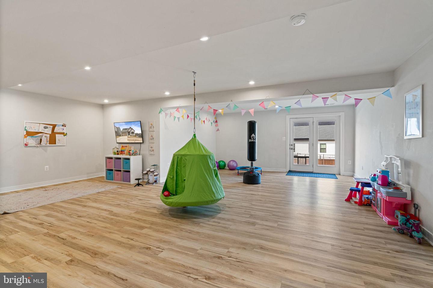 1601 RAMPART DR, FREDERICKSBURG, Virginia 22401, 4 Bedrooms Bedrooms, 12 Rooms Rooms,3 BathroomsBathrooms,Residential,For sale,1601 RAMPART DR,VAFB2009696 MLS # VAFB2009696