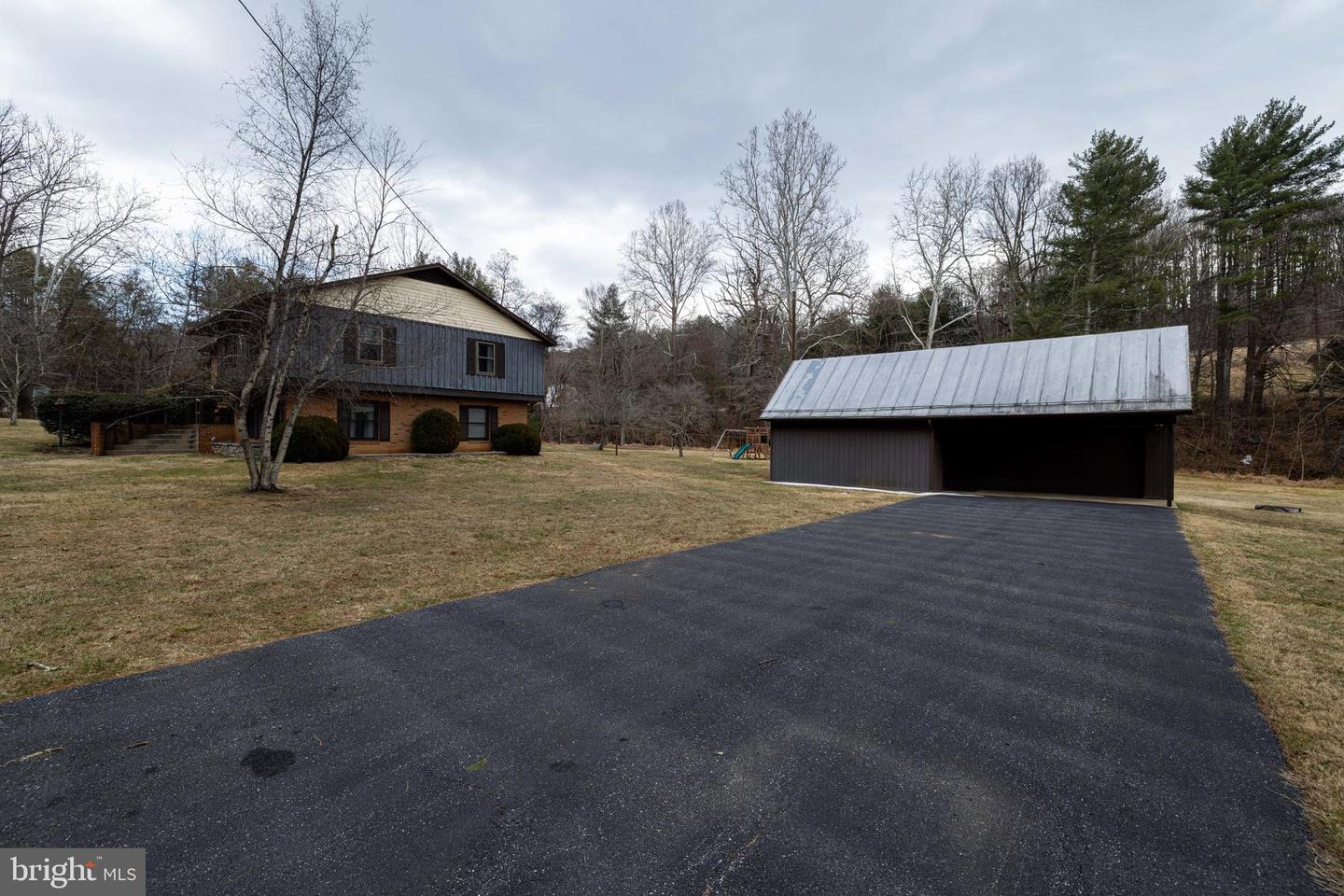 2800 ROCKY BRANCH RD, LURAY, Virginia 22835, 4 Bedrooms Bedrooms, ,3 BathroomsBathrooms,Residential,For sale,2800 ROCKY BRANCH RD,VAPA2006078 MLS # VAPA2006078