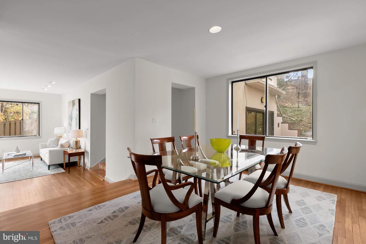 2400 44TH ST NW, WASHINGTON, District Of Columbia 20007, 4 Bedrooms Bedrooms, ,4 BathroomsBathrooms,Residential,For sale,2400 44TH ST NW,DCDC2247394 MLS # DCDC2247394