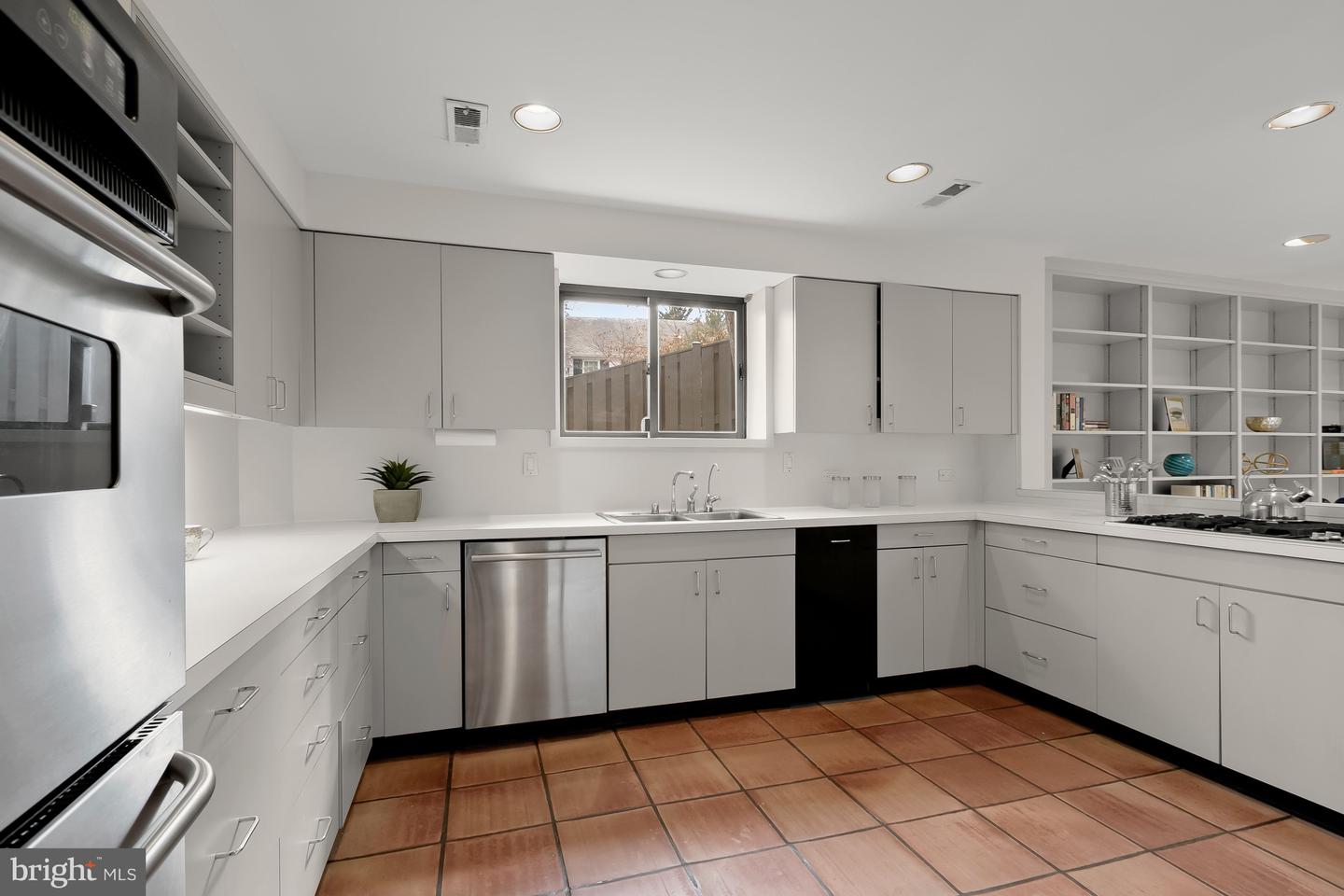 2400 44TH ST NW, WASHINGTON, District Of Columbia 20007, 4 Bedrooms Bedrooms, ,4 BathroomsBathrooms,Residential,For sale,2400 44TH ST NW,DCDC2247394 MLS # DCDC2247394