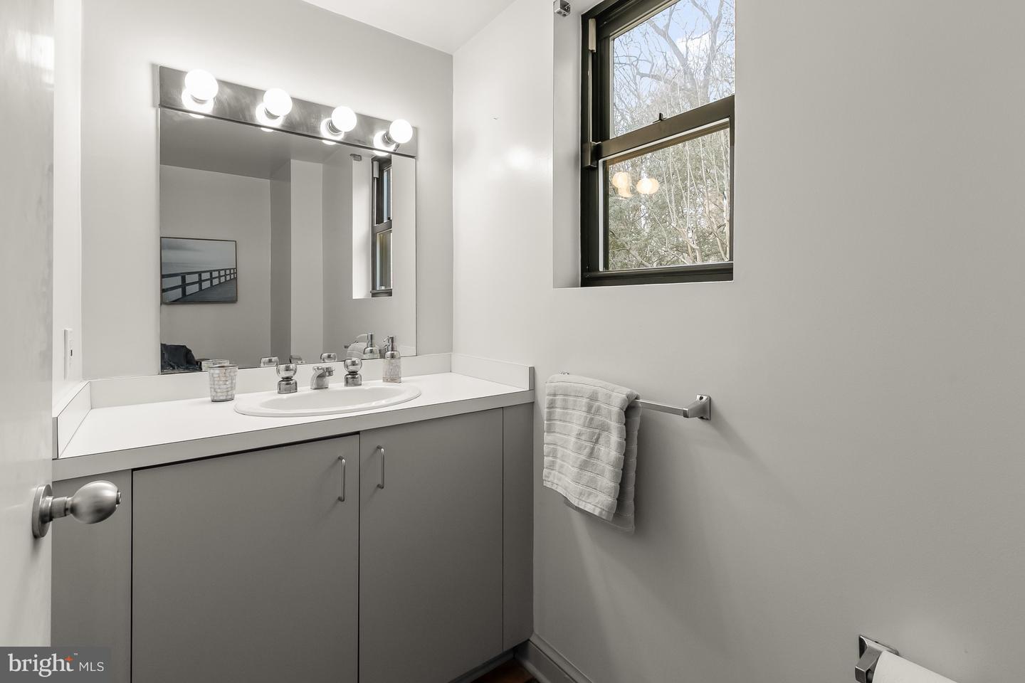 2400 44TH ST NW, WASHINGTON, District Of Columbia 20007, 4 Bedrooms Bedrooms, ,4 BathroomsBathrooms,Residential,For sale,2400 44TH ST NW,DCDC2247394 MLS # DCDC2247394