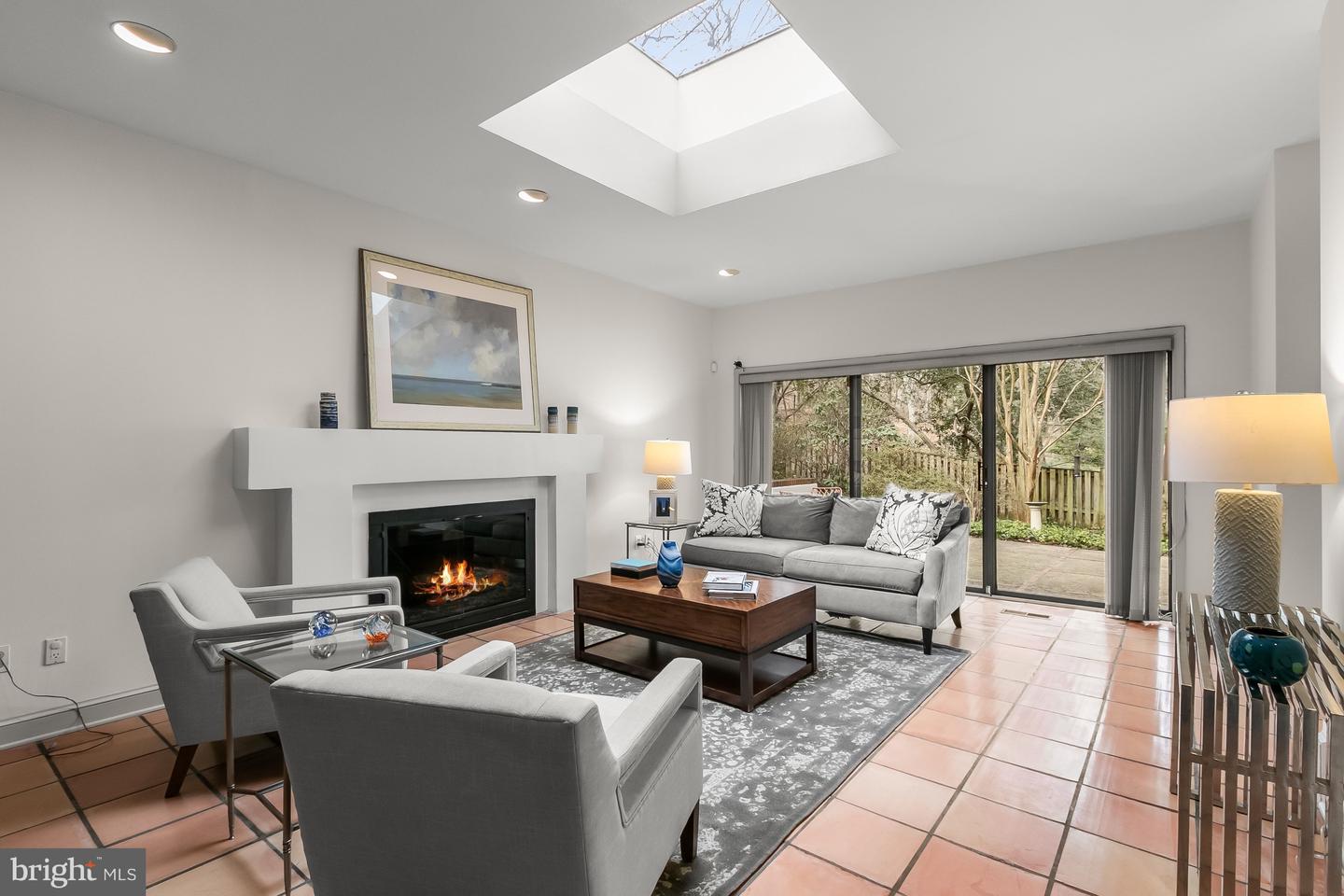 2400 44TH ST NW, WASHINGTON, District Of Columbia 20007, 4 Bedrooms Bedrooms, ,4 BathroomsBathrooms,Residential,For sale,2400 44TH ST NW,DCDC2247394 MLS # DCDC2247394