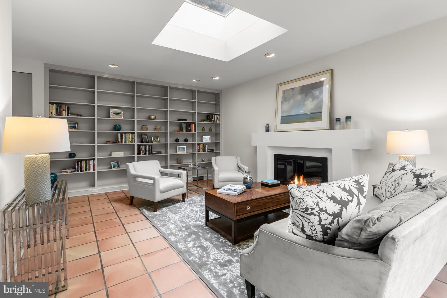 2400 44TH ST NW, WASHINGTON, District Of Columbia 20007, 4 Bedrooms Bedrooms, ,4 BathroomsBathrooms,Residential,For sale,2400 44TH ST NW,DCDC2247394 MLS # DCDC2247394