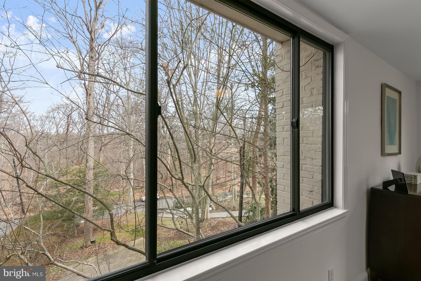 2400 44TH ST NW, WASHINGTON, District Of Columbia 20007, 4 Bedrooms Bedrooms, ,4 BathroomsBathrooms,Residential,For sale,2400 44TH ST NW,DCDC2247394 MLS # DCDC2247394