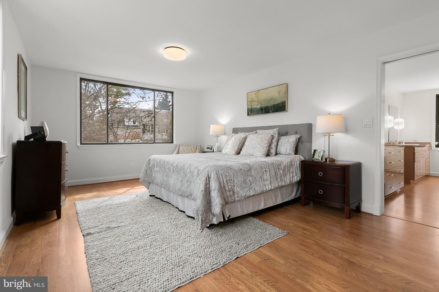 2400 44TH ST NW, WASHINGTON, District Of Columbia 20007, 4 Bedrooms Bedrooms, ,4 BathroomsBathrooms,Residential,For sale,2400 44TH ST NW,DCDC2247394 MLS # DCDC2247394