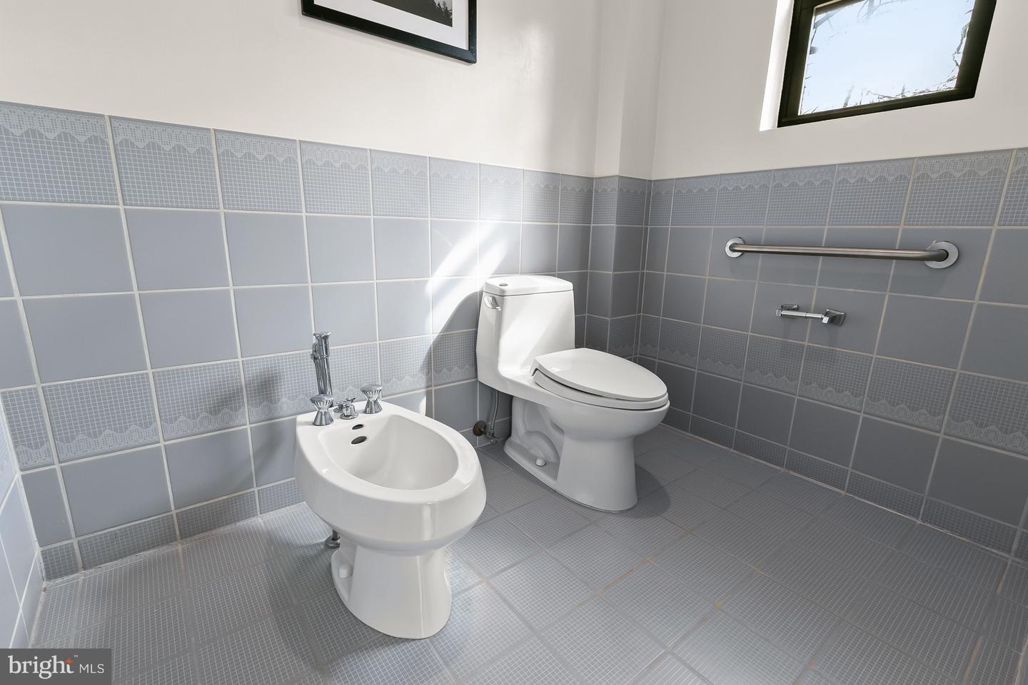 2400 44TH ST NW, WASHINGTON, District Of Columbia 20007, 4 Bedrooms Bedrooms, ,4 BathroomsBathrooms,Residential,For sale,2400 44TH ST NW,DCDC2247394 MLS # DCDC2247394