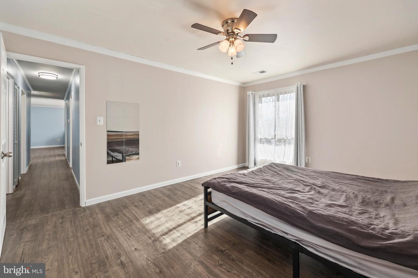 549 FLORIDA AVE #201, HERNDON, Virginia 20170, 2 Bedrooms Bedrooms, ,2 BathroomsBathrooms,Residential,For sale,549 FLORIDA AVE #201,VAFX2292374 MLS # VAFX2292374