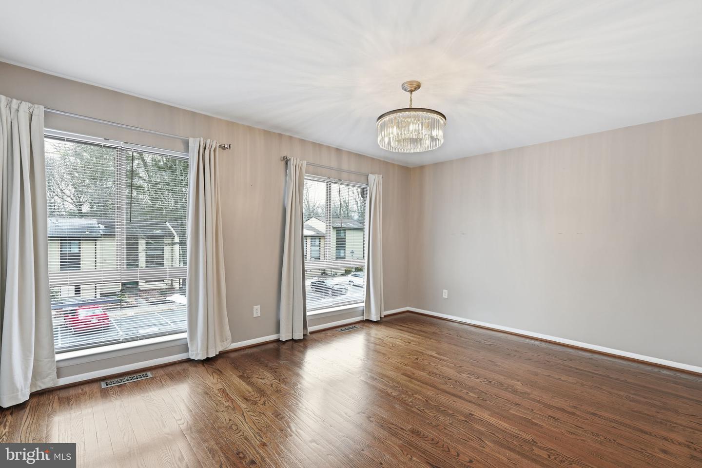 11825 COOPERS CT, RESTON, Virginia 20191, 2 Bedrooms Bedrooms, ,2 BathroomsBathrooms,Residential,For sale,11825 COOPERS CT,VAFX2292456 MLS # VAFX2292456