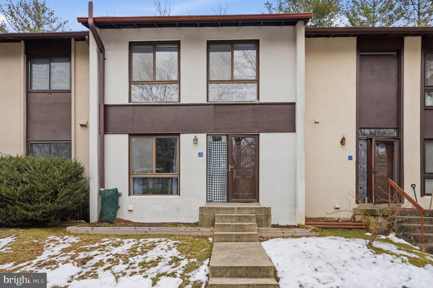 11825 COOPERS CT, RESTON, Virginia 20191, 2 Bedrooms Bedrooms, ,2 BathroomsBathrooms,Residential,For sale,11825 COOPERS CT,VAFX2292456 MLS # VAFX2292456