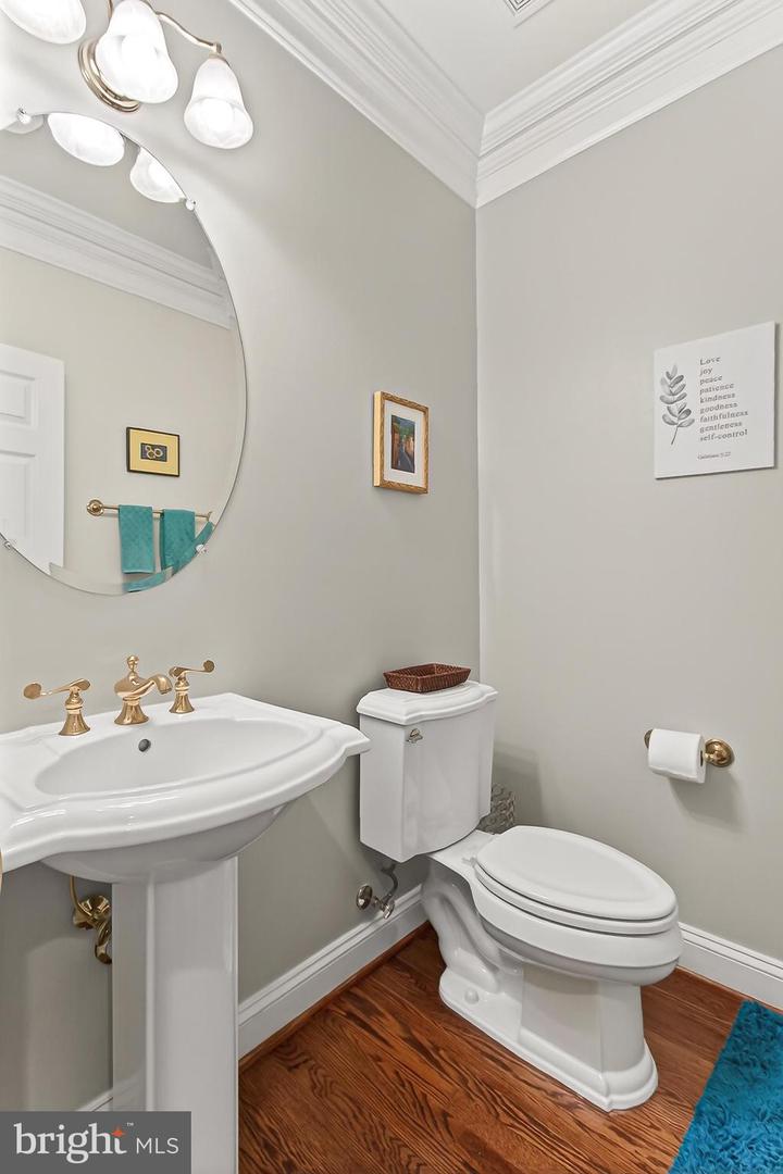 3555 EARLY WOODLAND PL, FAIRFAX, Virginia 22031, 6 Bedrooms Bedrooms, ,5 BathroomsBathrooms,Residential,For sale,3555 EARLY WOODLAND PL,VAFC2007812 MLS # VAFC2007812