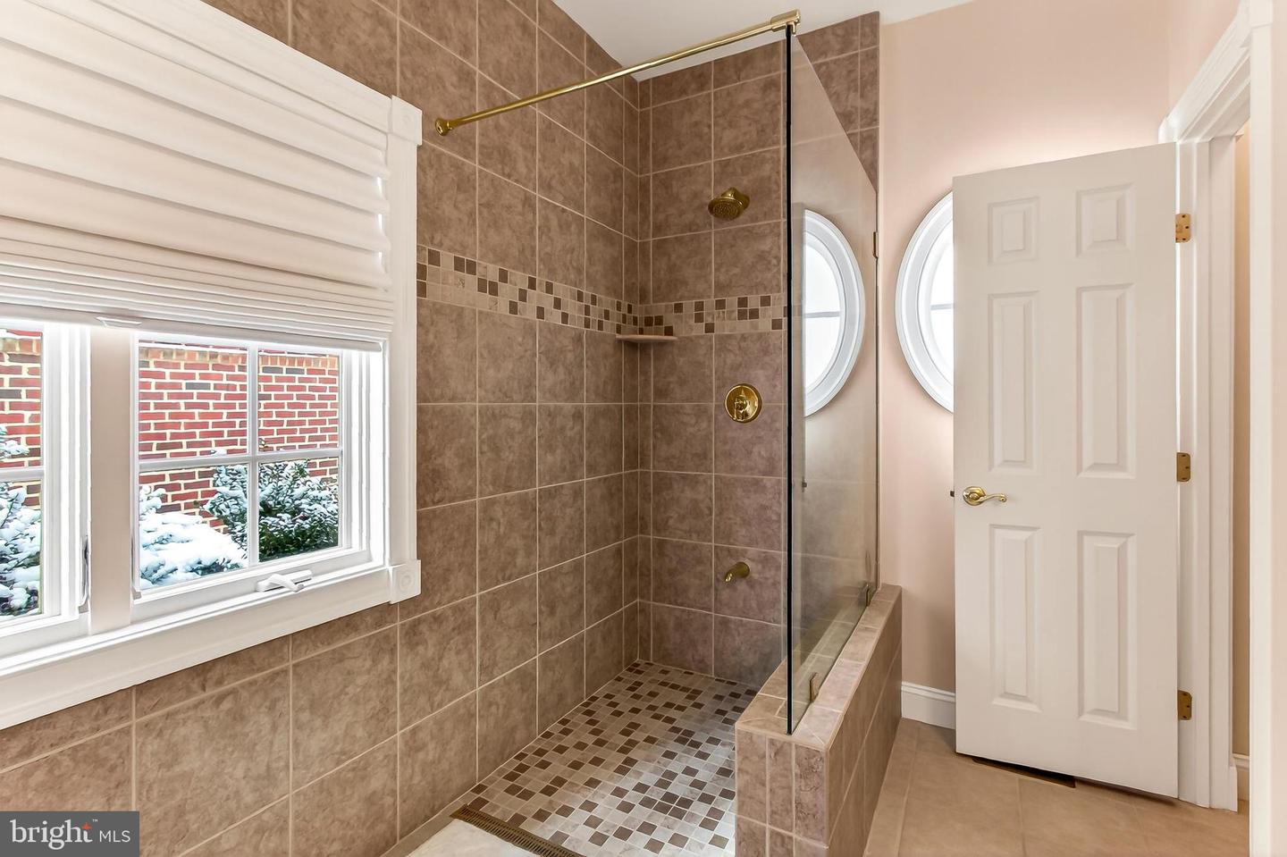 3555 EARLY WOODLAND PL, FAIRFAX, Virginia 22031, 6 Bedrooms Bedrooms, ,5 BathroomsBathrooms,Residential,For sale,3555 EARLY WOODLAND PL,VAFC2007812 MLS # VAFC2007812