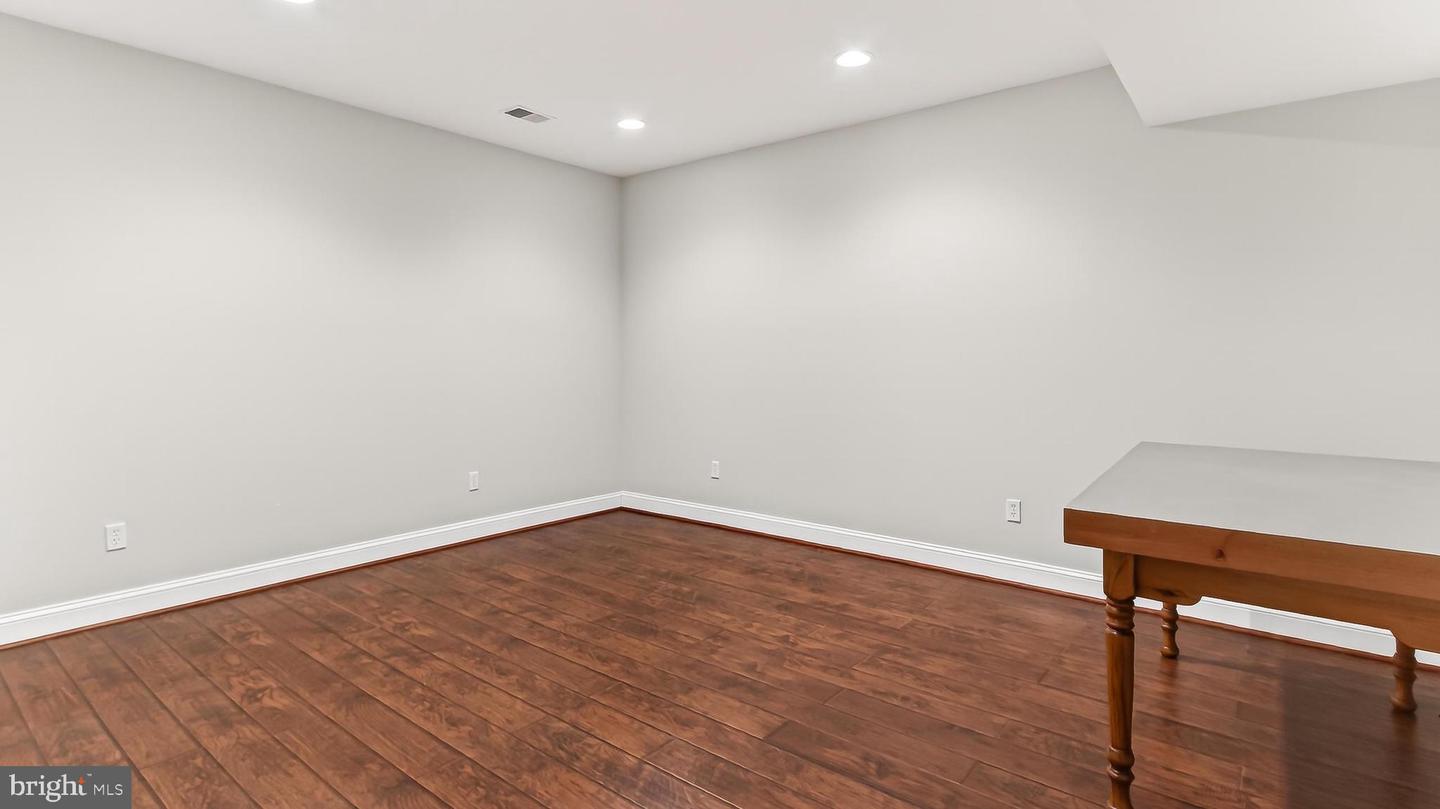 3555 EARLY WOODLAND PL, FAIRFAX, Virginia 22031, 6 Bedrooms Bedrooms, ,5 BathroomsBathrooms,Residential,For sale,3555 EARLY WOODLAND PL,VAFC2007812 MLS # VAFC2007812