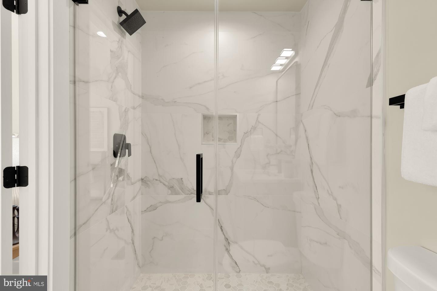 422 WARNER ST NW #2, WASHINGTON, District Of Columbia 20001, 3 Bedrooms Bedrooms, ,3 BathroomsBathrooms,Residential,For sale,422 WARNER ST NW #2,DCDC2247580 MLS # DCDC2247580