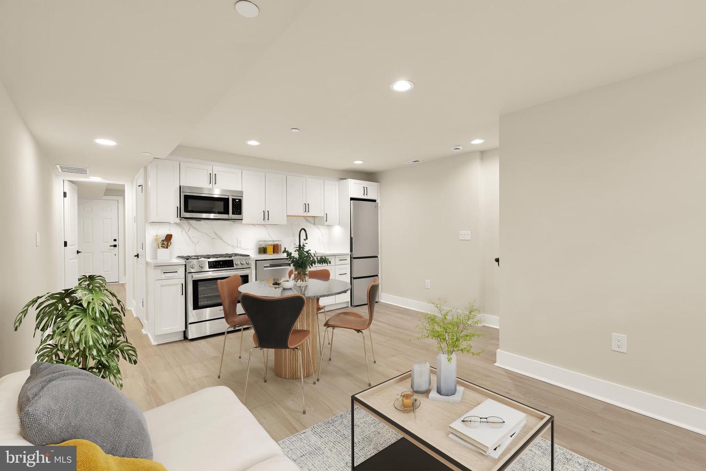 422 WARNER ST NW #1, WASHINGTON, District Of Columbia 20001, 1 Bedroom Bedrooms, ,1 BathroomBathrooms,Residential,For sale,422 WARNER ST NW #1,DCDC2247588 MLS # DCDC2247588