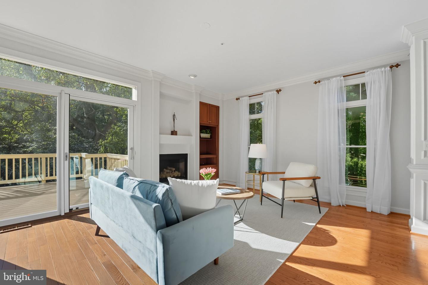 2124 21ST RD N, ARLINGTON, Virginia 22201, 4 Bedrooms Bedrooms, ,3 BathroomsBathrooms,Residential,For sale,2124 21ST RD N,VAAR2069258 MLS # VAAR2069258