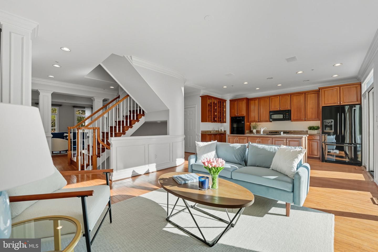 2124 21ST RD N, ARLINGTON, Virginia 22201, 4 Bedrooms Bedrooms, ,3 BathroomsBathrooms,Residential,For sale,2124 21ST RD N,VAAR2069258 MLS # VAAR2069258