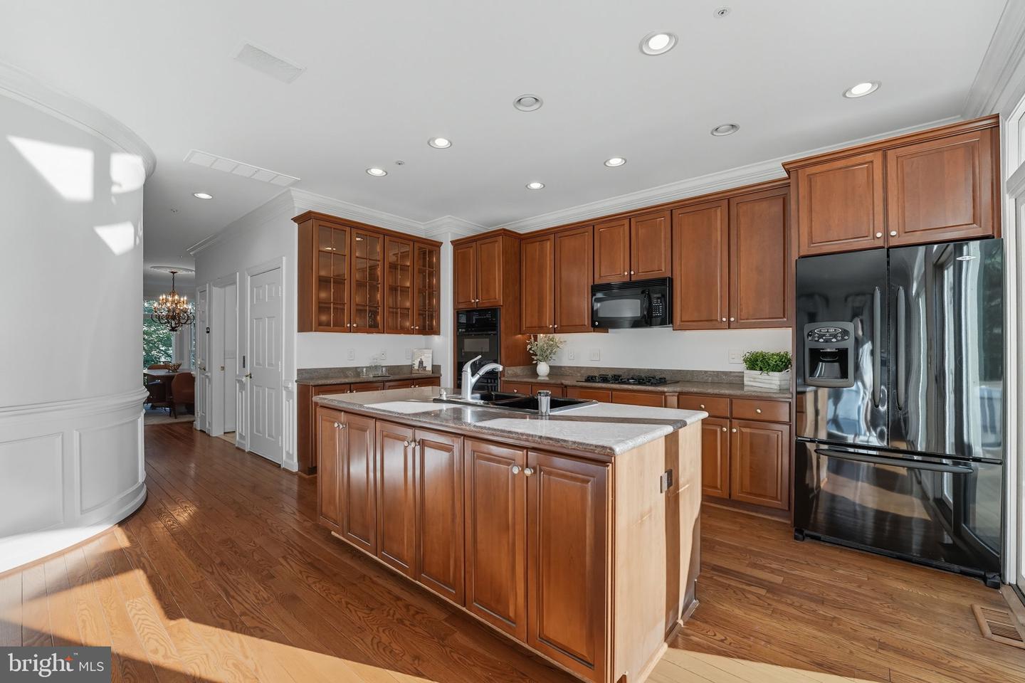 2124 21ST RD N, ARLINGTON, Virginia 22201, 4 Bedrooms Bedrooms, ,3 BathroomsBathrooms,Residential,For sale,2124 21ST RD N,VAAR2069258 MLS # VAAR2069258