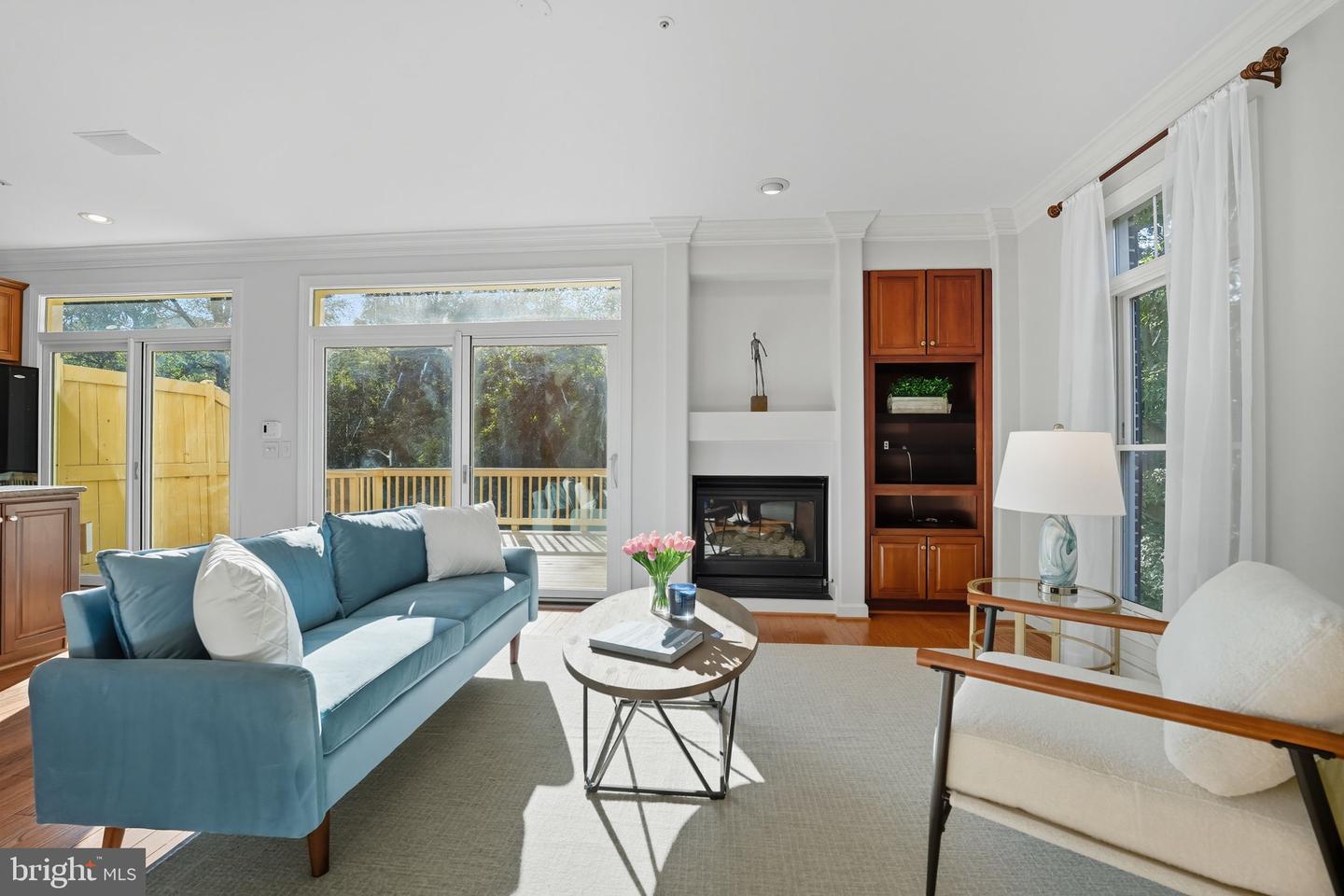 2124 21ST RD N, ARLINGTON, Virginia 22201, 4 Bedrooms Bedrooms, ,3 BathroomsBathrooms,Residential,For sale,2124 21ST RD N,VAAR2069258 MLS # VAAR2069258