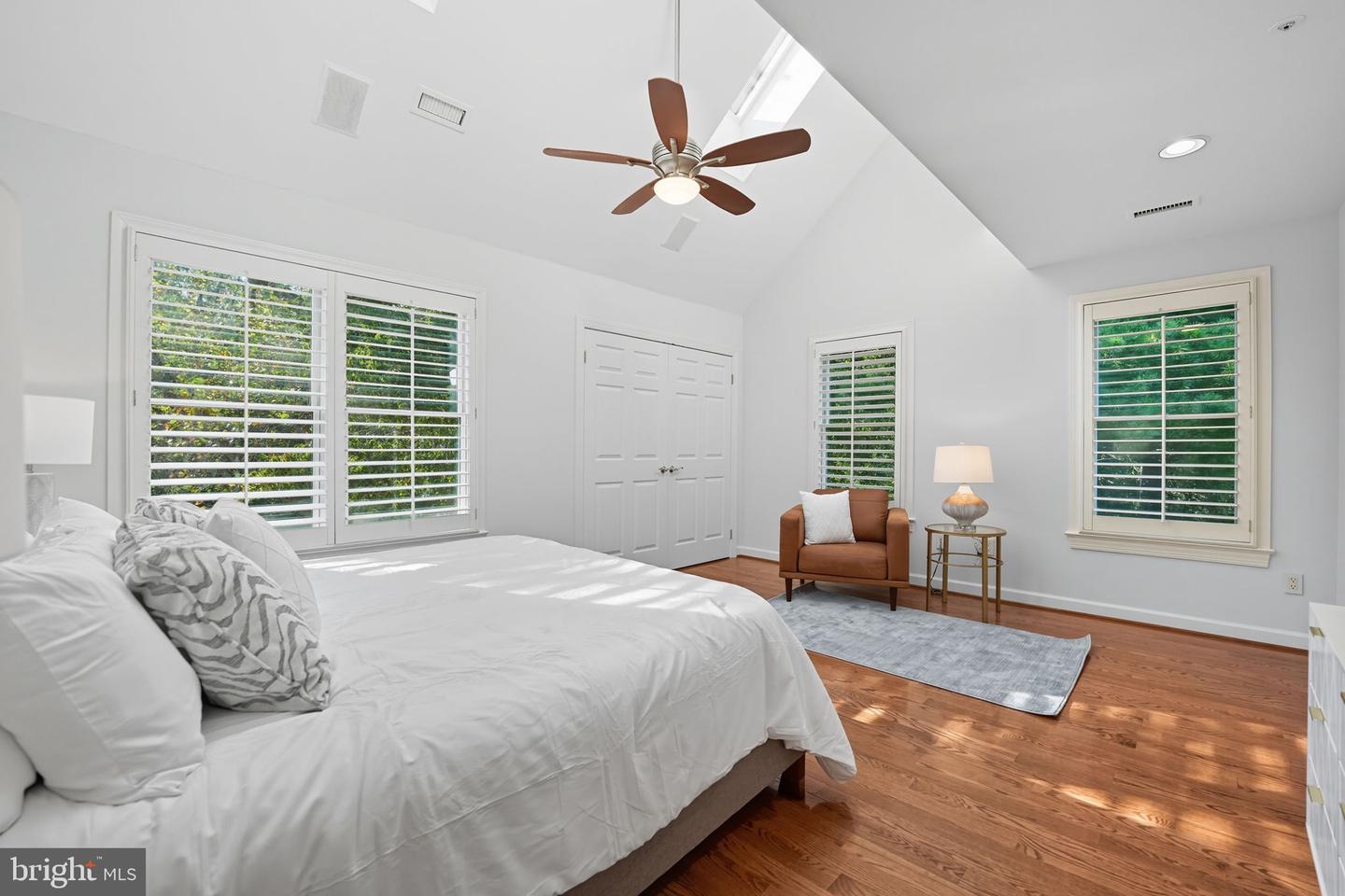 2124 21ST RD N, ARLINGTON, Virginia 22201, 4 Bedrooms Bedrooms, ,3 BathroomsBathrooms,Residential,For sale,2124 21ST RD N,VAAR2069258 MLS # VAAR2069258