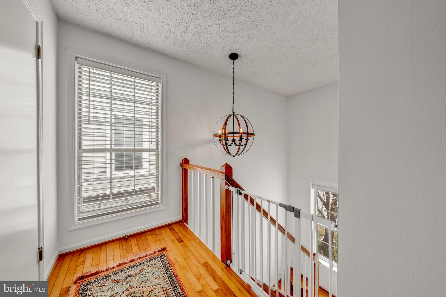 10147 OAKTON TERRACE RD, OAKTON, Virginia 22124, 2 Bedrooms Bedrooms, ,2 BathroomsBathrooms,Residential,For sale,10147 OAKTON TERRACE RD,VAFX2292596 MLS # VAFX2292596