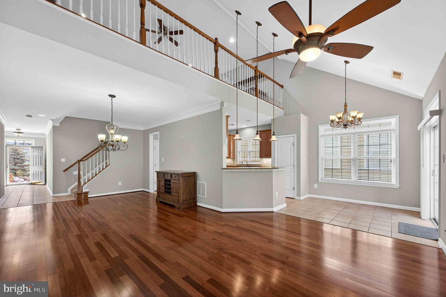 20726 CRESCENT POINTE PL, ASHBURN, Virginia 20147, 3 Bedrooms Bedrooms, ,3 BathroomsBathrooms,Residential,For sale,20726 CRESCENT POINTE PL,VALO2116590 MLS # VALO2116590