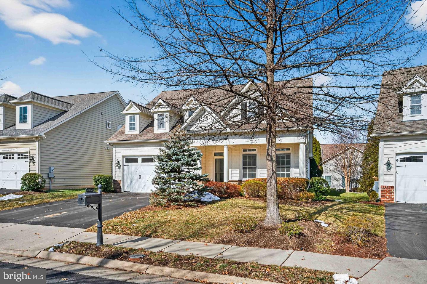 20726 CRESCENT POINTE PL, ASHBURN, Virginia 20147, 3 Bedrooms Bedrooms, ,3 BathroomsBathrooms,Residential,For sale,20726 CRESCENT POINTE PL,VALO2116590 MLS # VALO2116590