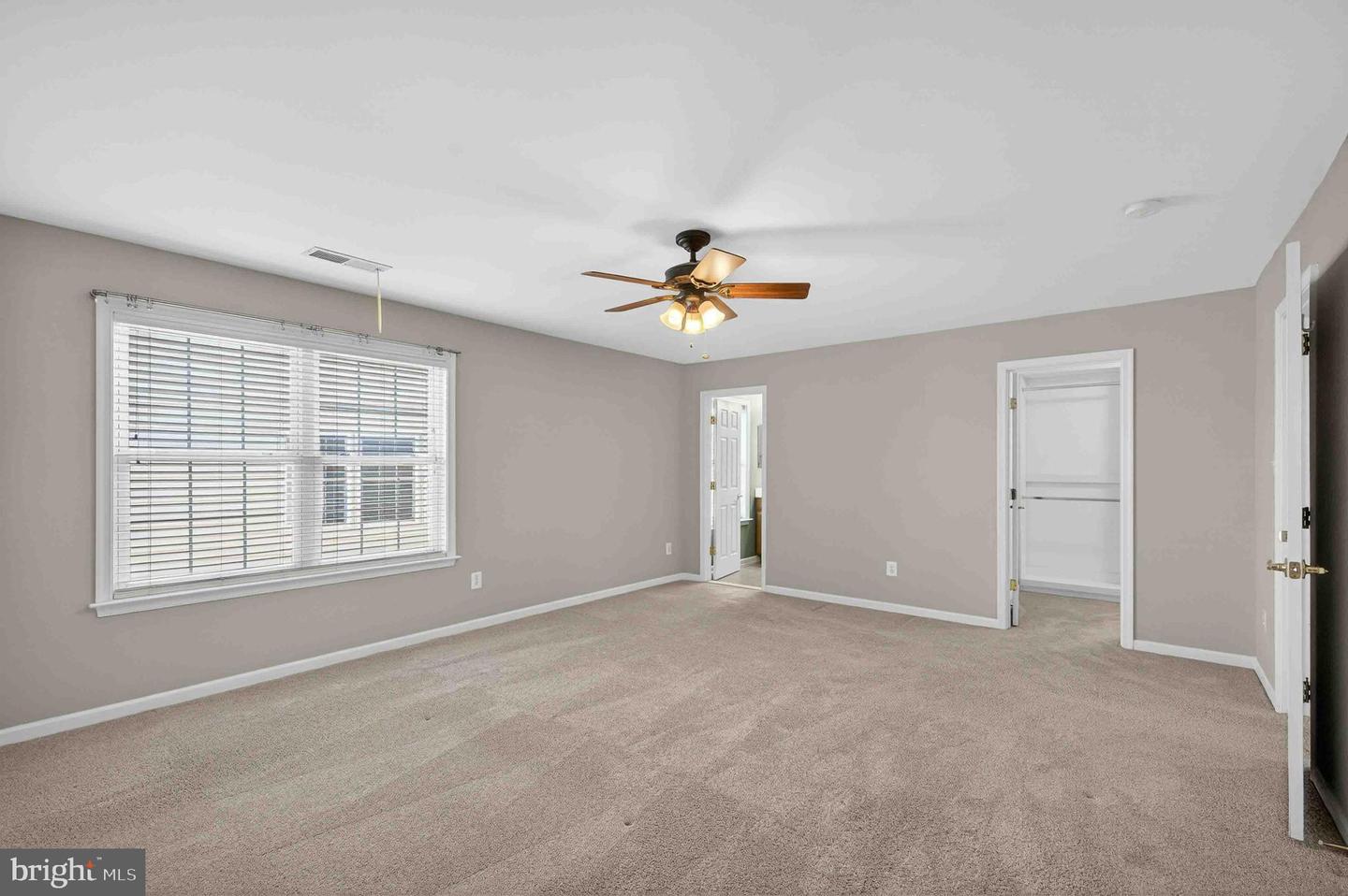 20726 CRESCENT POINTE PL, ASHBURN, Virginia 20147, 3 Bedrooms Bedrooms, ,3 BathroomsBathrooms,Residential,For sale,20726 CRESCENT POINTE PL,VALO2116590 MLS # VALO2116590