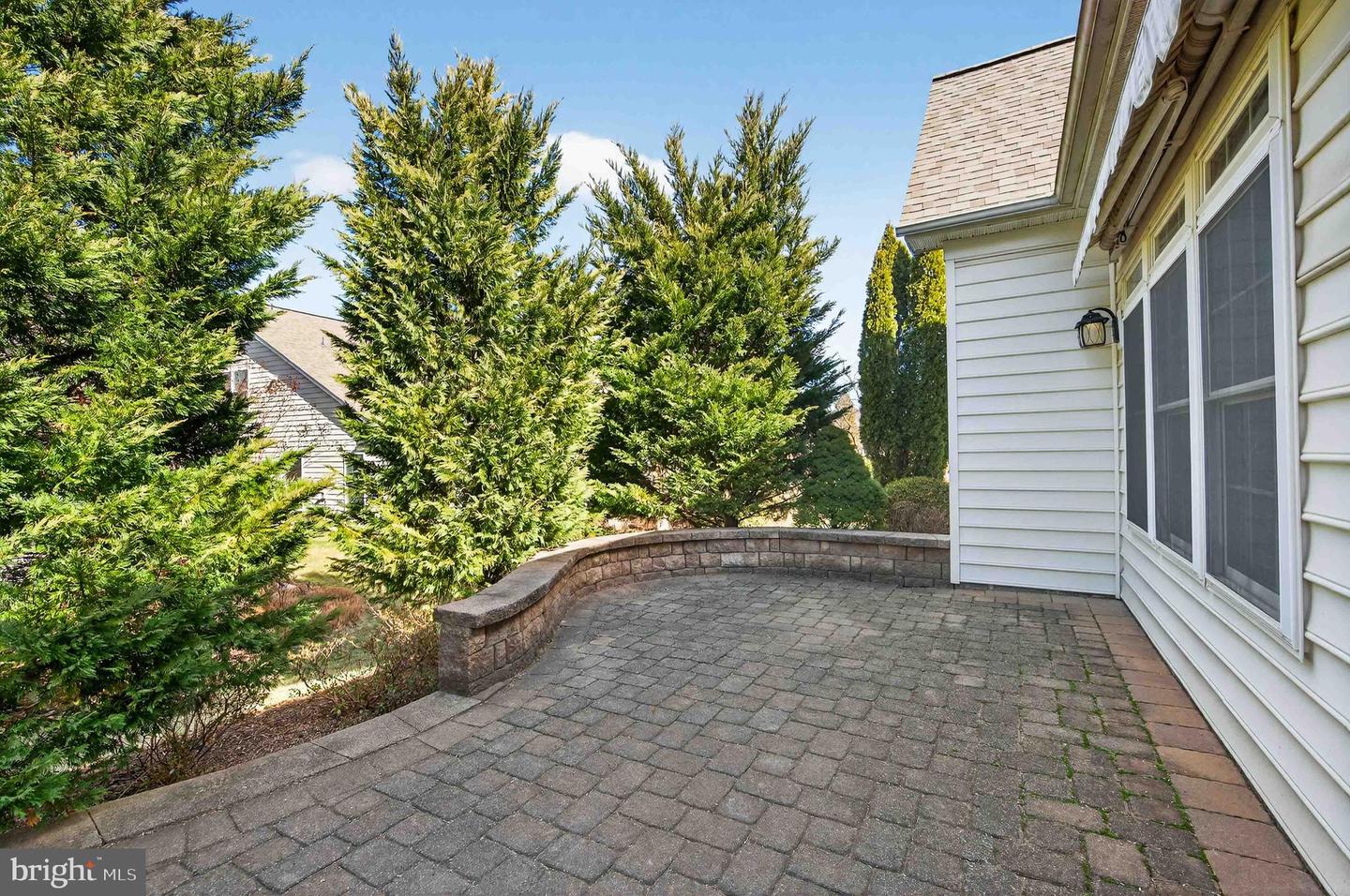 20726 CRESCENT POINTE PL, ASHBURN, Virginia 20147, 3 Bedrooms Bedrooms, ,3 BathroomsBathrooms,Residential,For sale,20726 CRESCENT POINTE PL,VALO2116590 MLS # VALO2116590