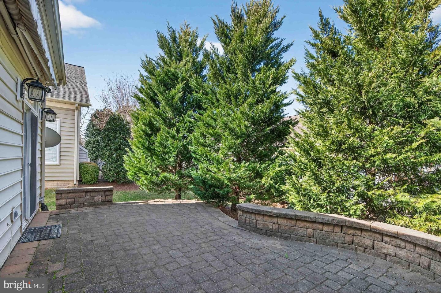 20726 CRESCENT POINTE PL, ASHBURN, Virginia 20147, 3 Bedrooms Bedrooms, ,3 BathroomsBathrooms,Residential,For sale,20726 CRESCENT POINTE PL,VALO2116590 MLS # VALO2116590