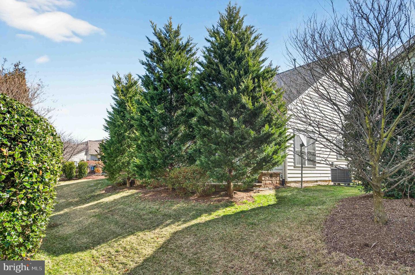 20726 CRESCENT POINTE PL, ASHBURN, Virginia 20147, 3 Bedrooms Bedrooms, ,3 BathroomsBathrooms,Residential,For sale,20726 CRESCENT POINTE PL,VALO2116590 MLS # VALO2116590