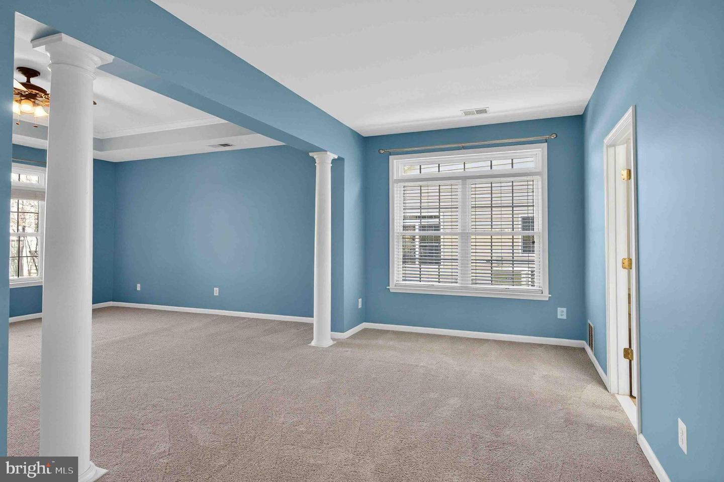 20726 CRESCENT POINTE PL, ASHBURN, Virginia 20147, 3 Bedrooms Bedrooms, ,3 BathroomsBathrooms,Residential,For sale,20726 CRESCENT POINTE PL,VALO2116590 MLS # VALO2116590