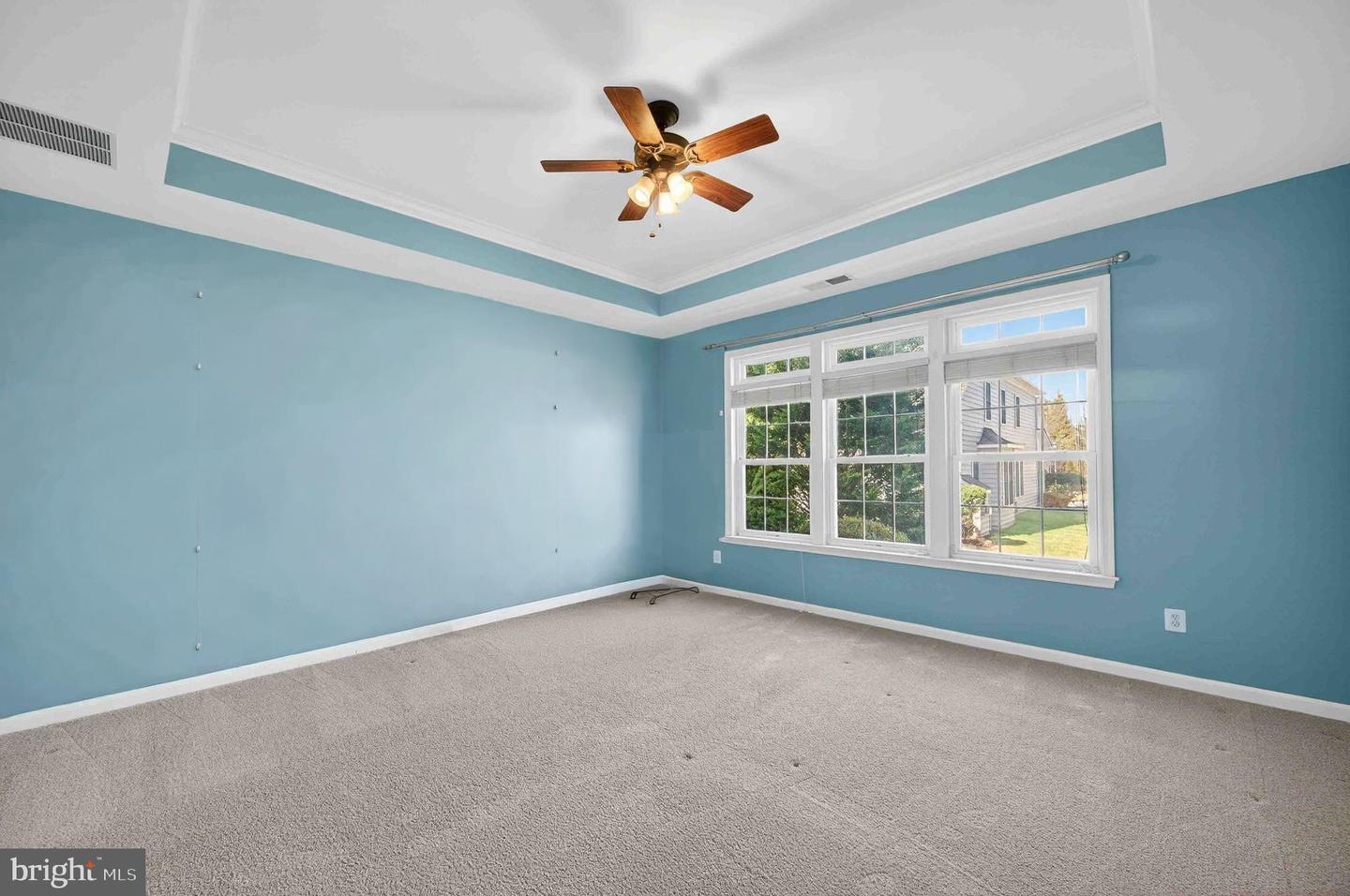 20726 CRESCENT POINTE PL, ASHBURN, Virginia 20147, 3 Bedrooms Bedrooms, ,3 BathroomsBathrooms,Residential,For sale,20726 CRESCENT POINTE PL,VALO2116590 MLS # VALO2116590