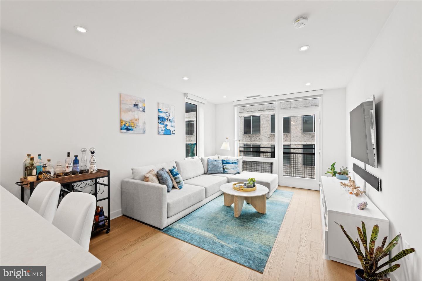 37 L ST SE #1105, WASHINGTON, District Of Columbia 20003, 1 Bedroom Bedrooms, ,1 BathroomBathrooms,Residential,For sale,37 L ST SE #1105,DCDC2247522 MLS # DCDC2247522