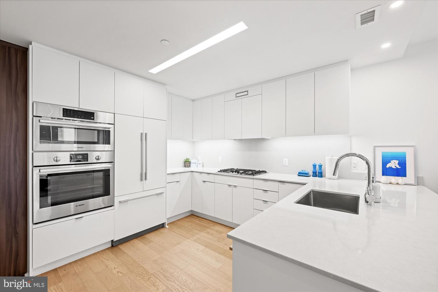 37 L ST SE #1105, WASHINGTON, District Of Columbia 20003, 1 Bedroom Bedrooms, ,1 BathroomBathrooms,Residential,For sale,37 L ST SE #1105,DCDC2247522 MLS # DCDC2247522