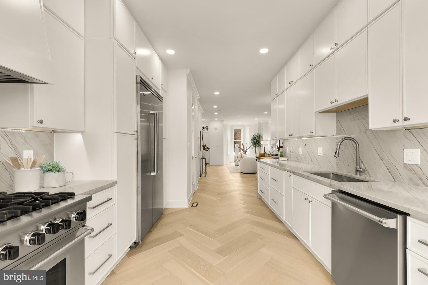 1932 11TH ST NW, WASHINGTON, District Of Columbia 20001, 4 Bedrooms Bedrooms, ,3 BathroomsBathrooms,Residential,For sale,1932 11TH ST NW,DCDC2247666 MLS # DCDC2247666