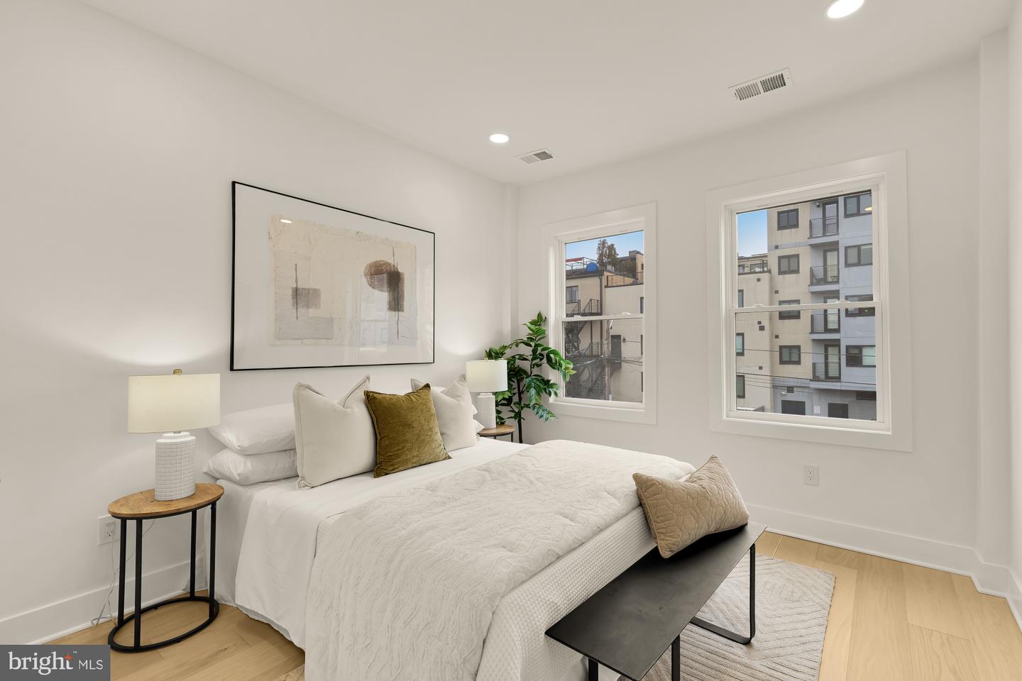 1932 11TH ST NW, WASHINGTON, District Of Columbia 20001, 4 Bedrooms Bedrooms, ,3 BathroomsBathrooms,Residential,For sale,1932 11TH ST NW,DCDC2247666 MLS # DCDC2247666