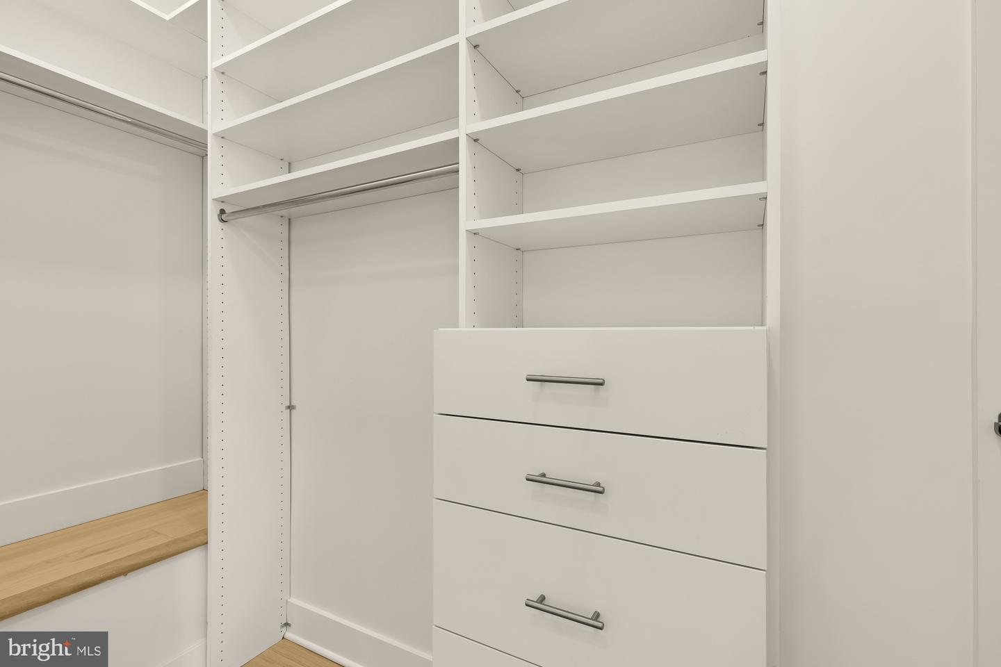 1932 11TH ST NW, WASHINGTON, District Of Columbia 20001, 4 Bedrooms Bedrooms, ,3 BathroomsBathrooms,Residential,For sale,1932 11TH ST NW,DCDC2247666 MLS # DCDC2247666