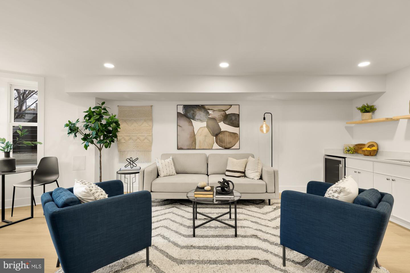 1932 11TH ST NW, WASHINGTON, District Of Columbia 20001, 4 Bedrooms Bedrooms, ,3 BathroomsBathrooms,Residential,For sale,1932 11TH ST NW,DCDC2247666 MLS # DCDC2247666