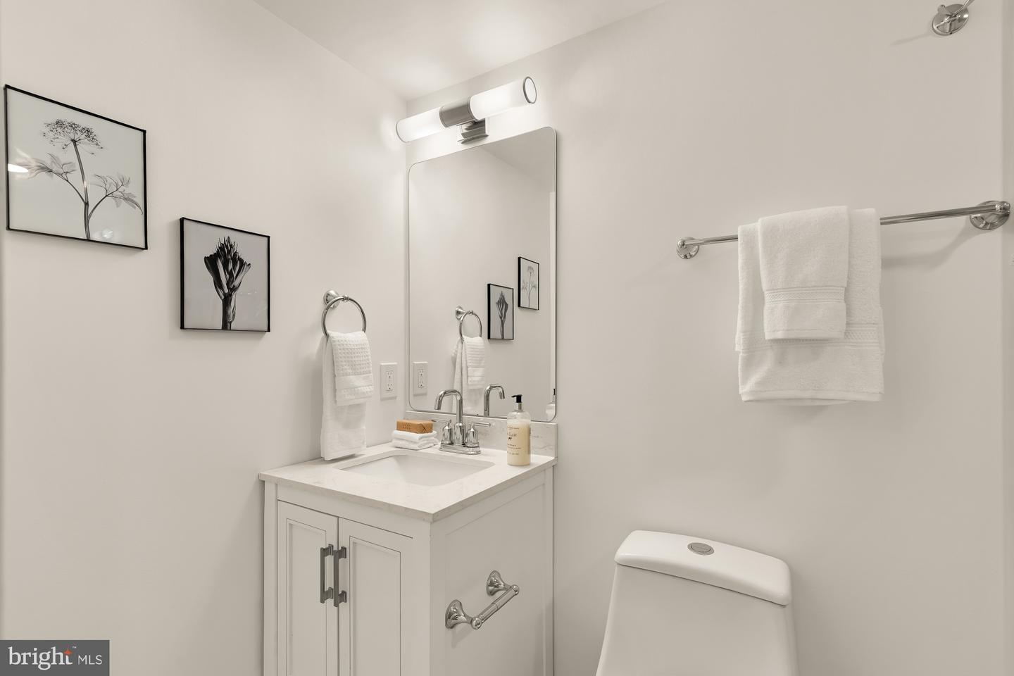 1932 11TH ST NW, WASHINGTON, District Of Columbia 20001, 4 Bedrooms Bedrooms, ,3 BathroomsBathrooms,Residential,For sale,1932 11TH ST NW,DCDC2247666 MLS # DCDC2247666