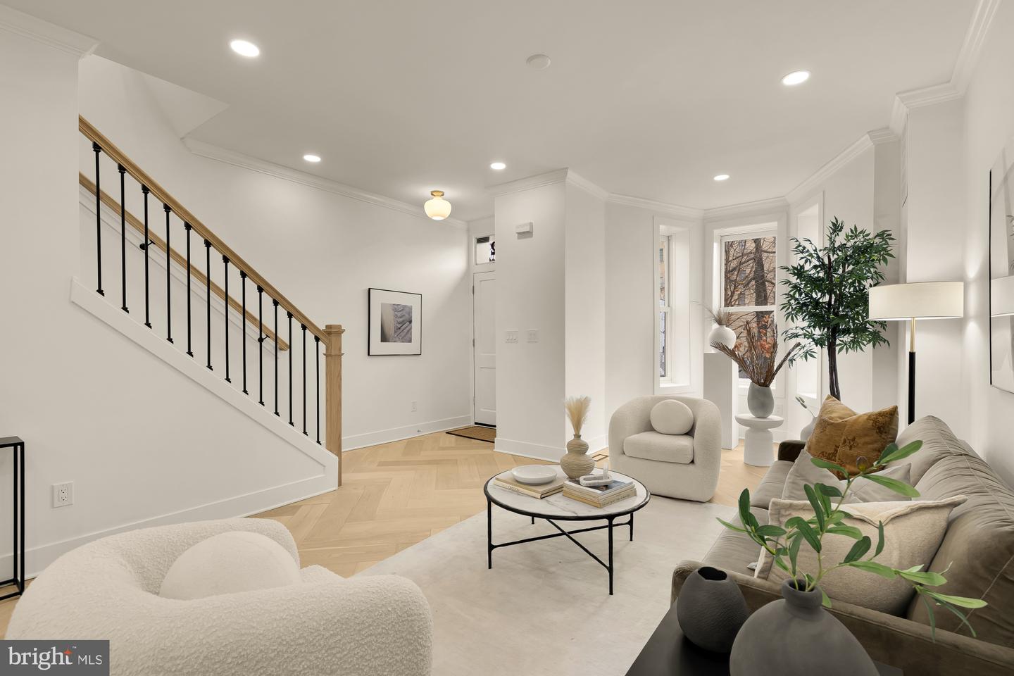 1932 11TH ST NW, WASHINGTON, District Of Columbia 20001, 4 Bedrooms Bedrooms, ,3 BathroomsBathrooms,Residential,For sale,1932 11TH ST NW,DCDC2247666 MLS # DCDC2247666