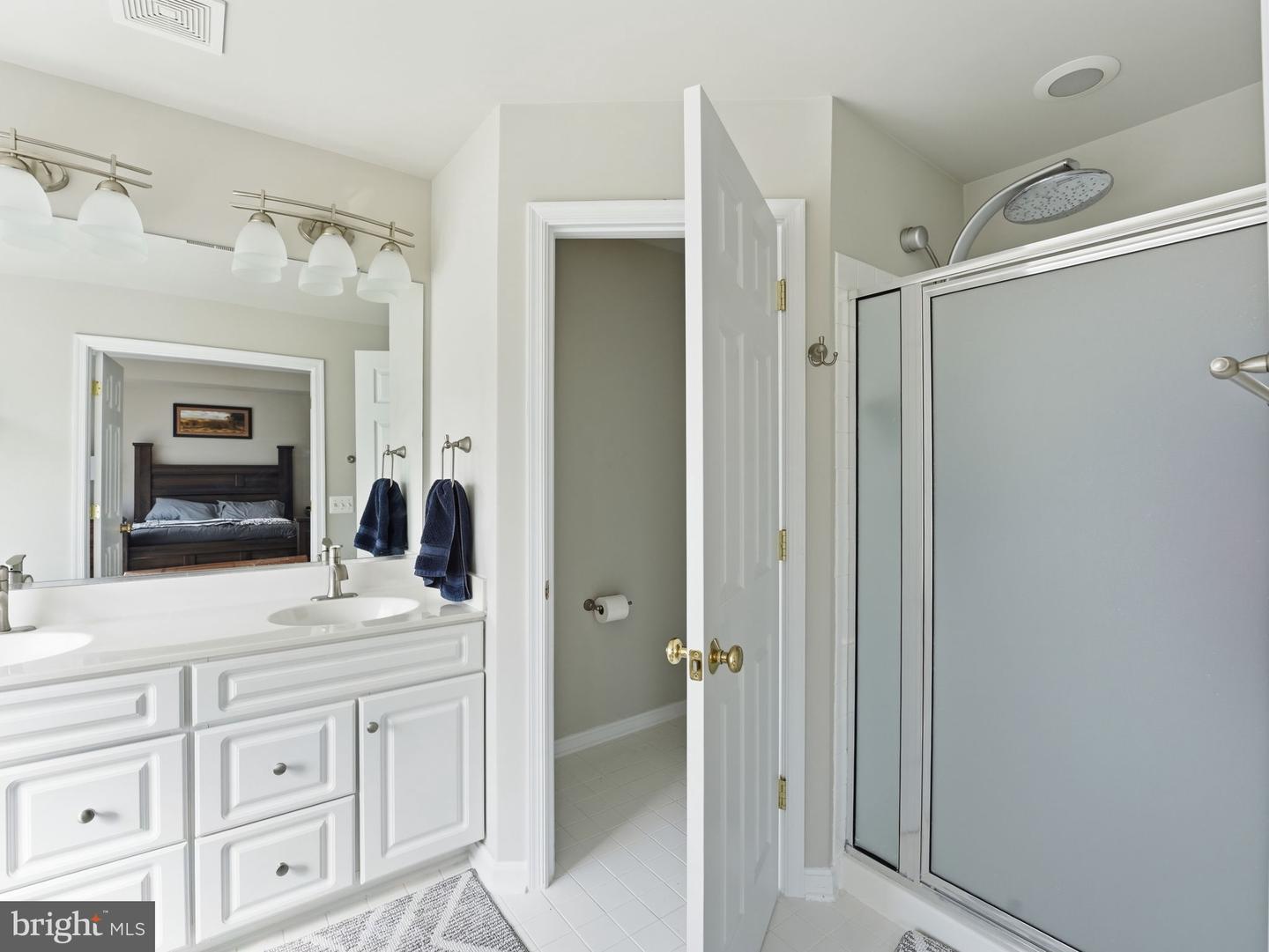 8239 RED CARNATION CT, LORTON, Virginia 22079, 3 Bedrooms Bedrooms, ,3 BathroomsBathrooms,Residential,For sale,8239 RED CARNATION CT,VAFX2292666 MLS # VAFX2292666