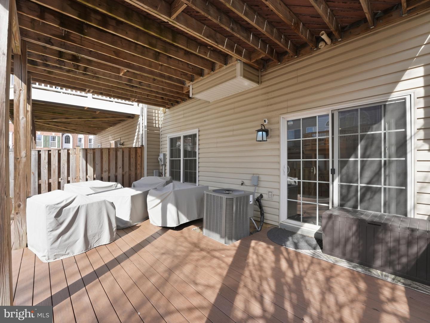 8239 RED CARNATION CT, LORTON, Virginia 22079, 3 Bedrooms Bedrooms, ,3 BathroomsBathrooms,Residential,For sale,8239 RED CARNATION CT,VAFX2292666 MLS # VAFX2292666