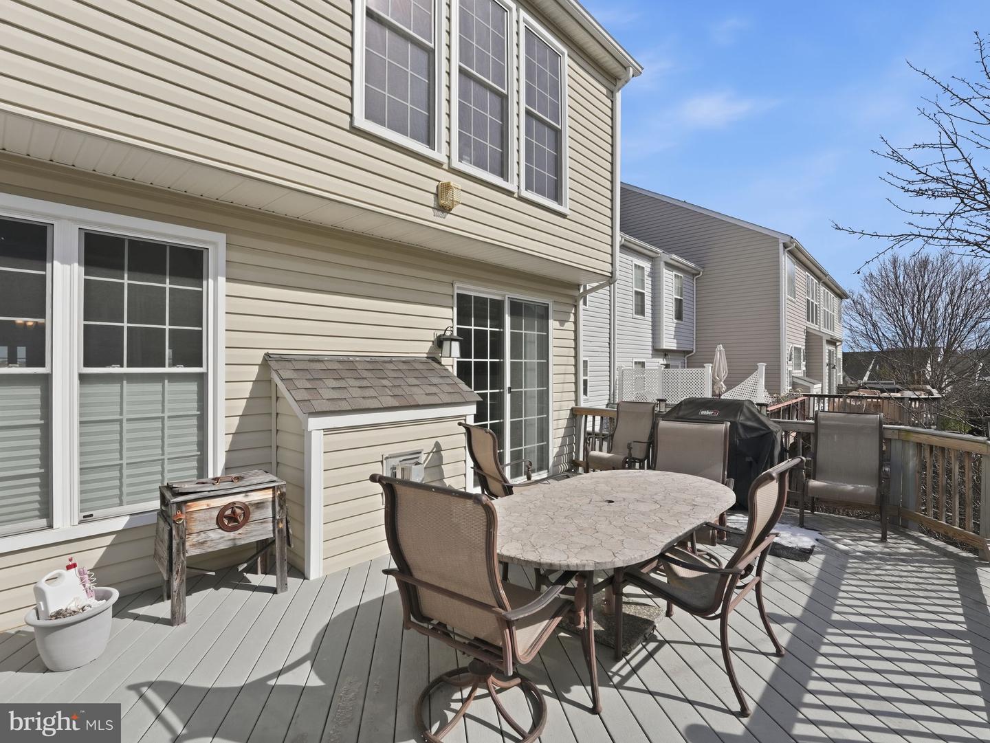 8239 RED CARNATION CT, LORTON, Virginia 22079, 3 Bedrooms Bedrooms, ,3 BathroomsBathrooms,Residential,For sale,8239 RED CARNATION CT,VAFX2292666 MLS # VAFX2292666